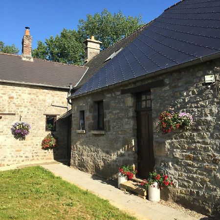 No 3 Route De Lingramiere Bed and Breakfast La Ferte-Mace Εξωτερικό φωτογραφία