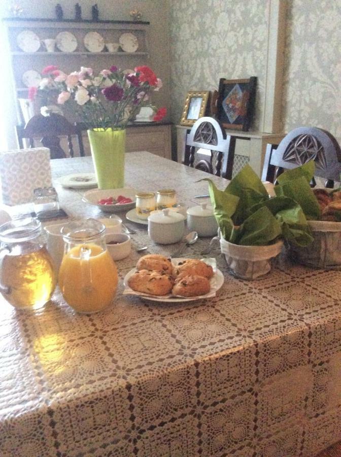 No 3 Route De Lingramiere Bed and Breakfast La Ferte-Mace Εξωτερικό φωτογραφία